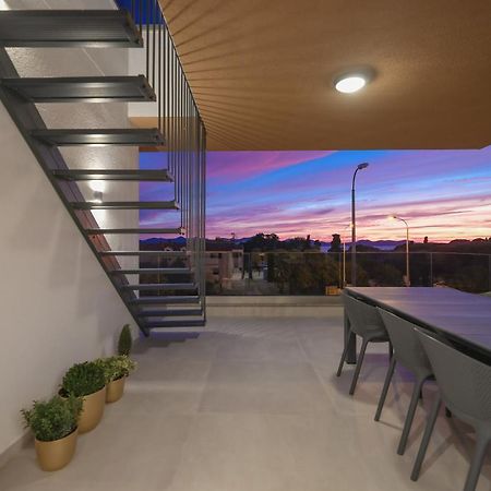 Leonardo Luxury Residence 2 Penthouse With Jacuzzi Zadar Exterior photo